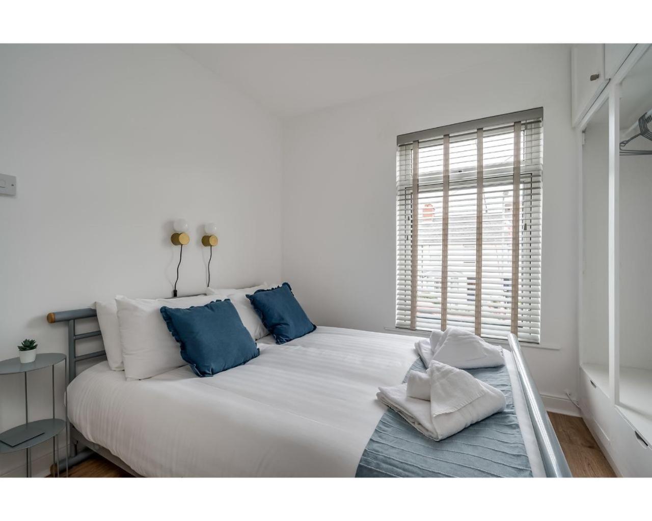 Central Belfast Apartments Belfast Work-Rest-Play R&R חדר תמונה